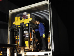 加班發(fā)貨，20臺壓路機出口阿聯(lián)酋