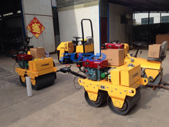 福瑞得壓路機座駕壓路機、手扶壓路機準備發(fā)貨